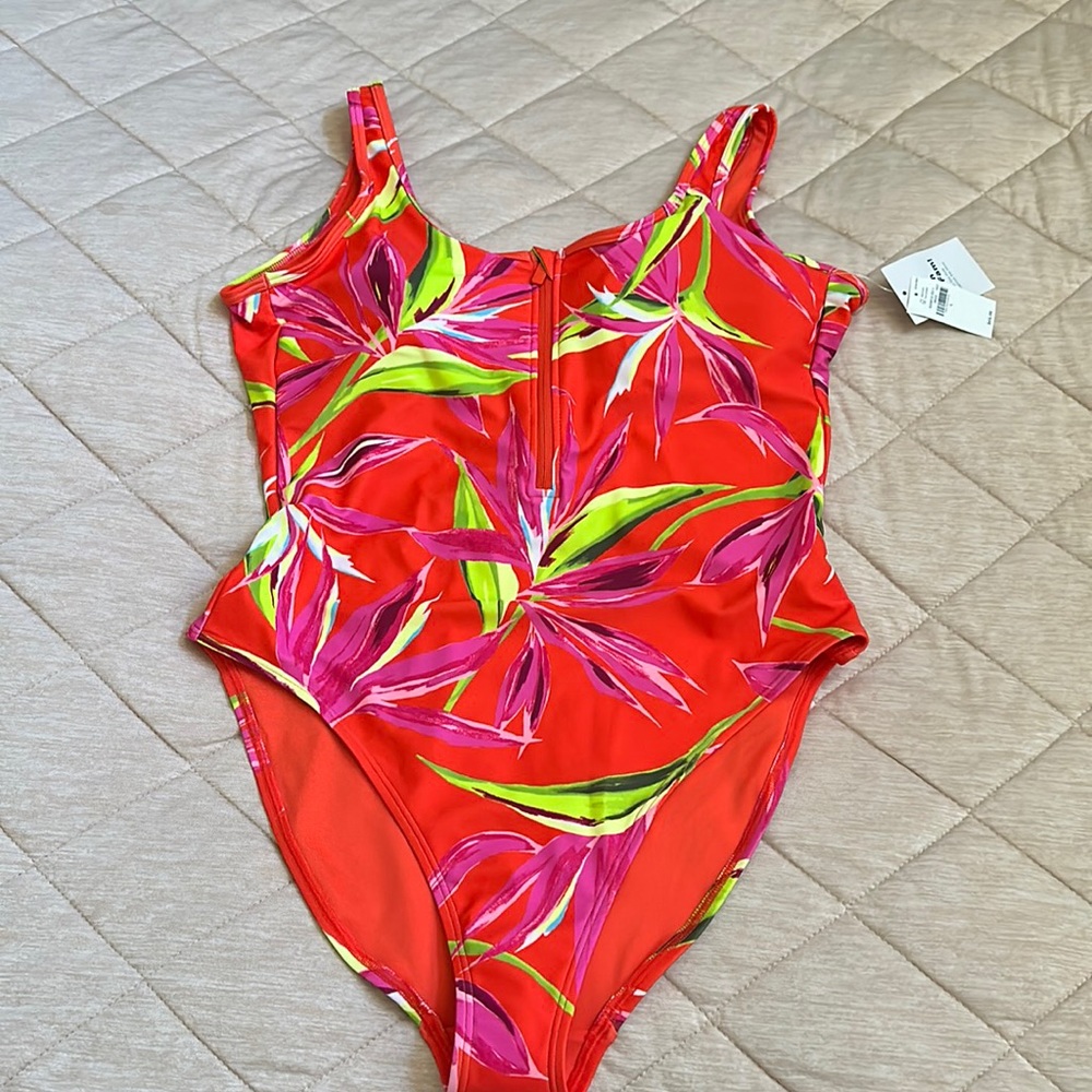 Old Navy Womens Large Swimsuit